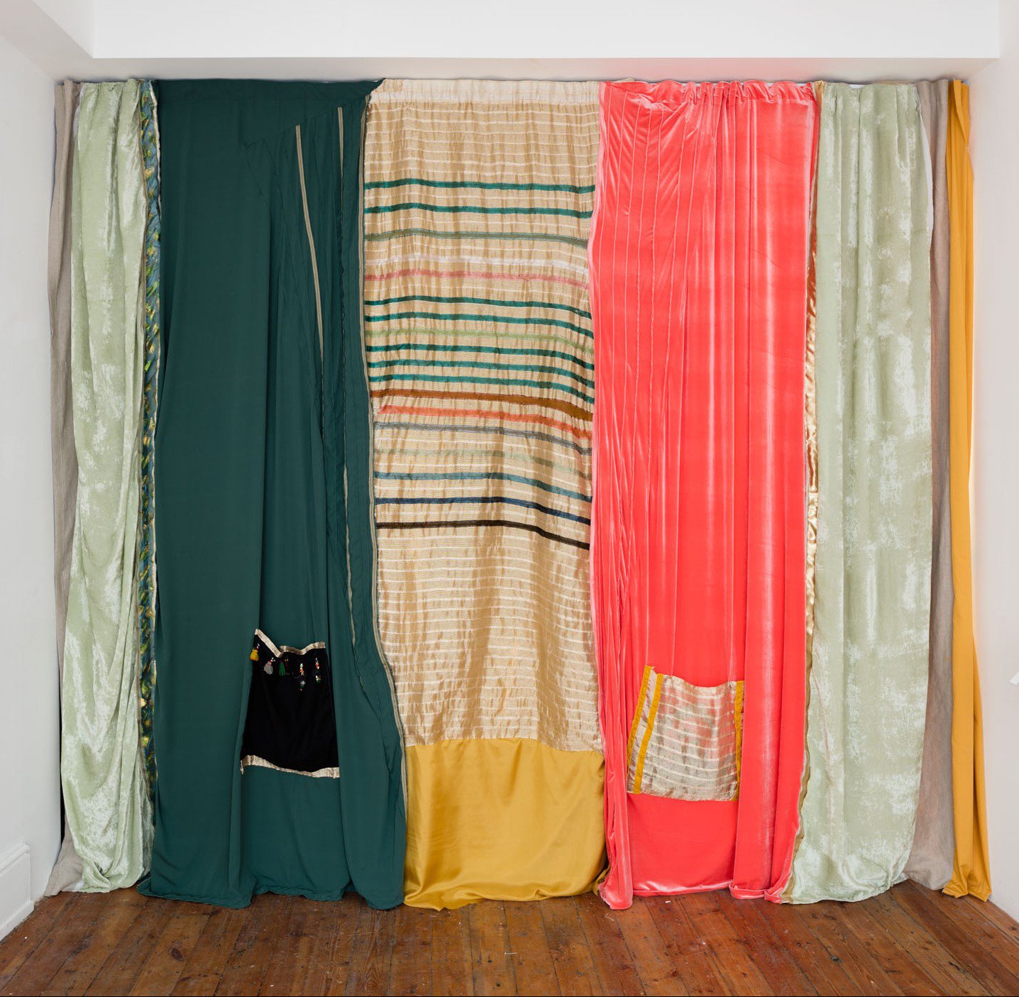 Tamara Henderson, before you stitch the godess’ cloak with breathe of pine brush, freeness of a falling pinecone spray your cologne with notes of Aude wash your hands with salmon and sage flimsiness’s archaic crutch Remember Linen, 2015