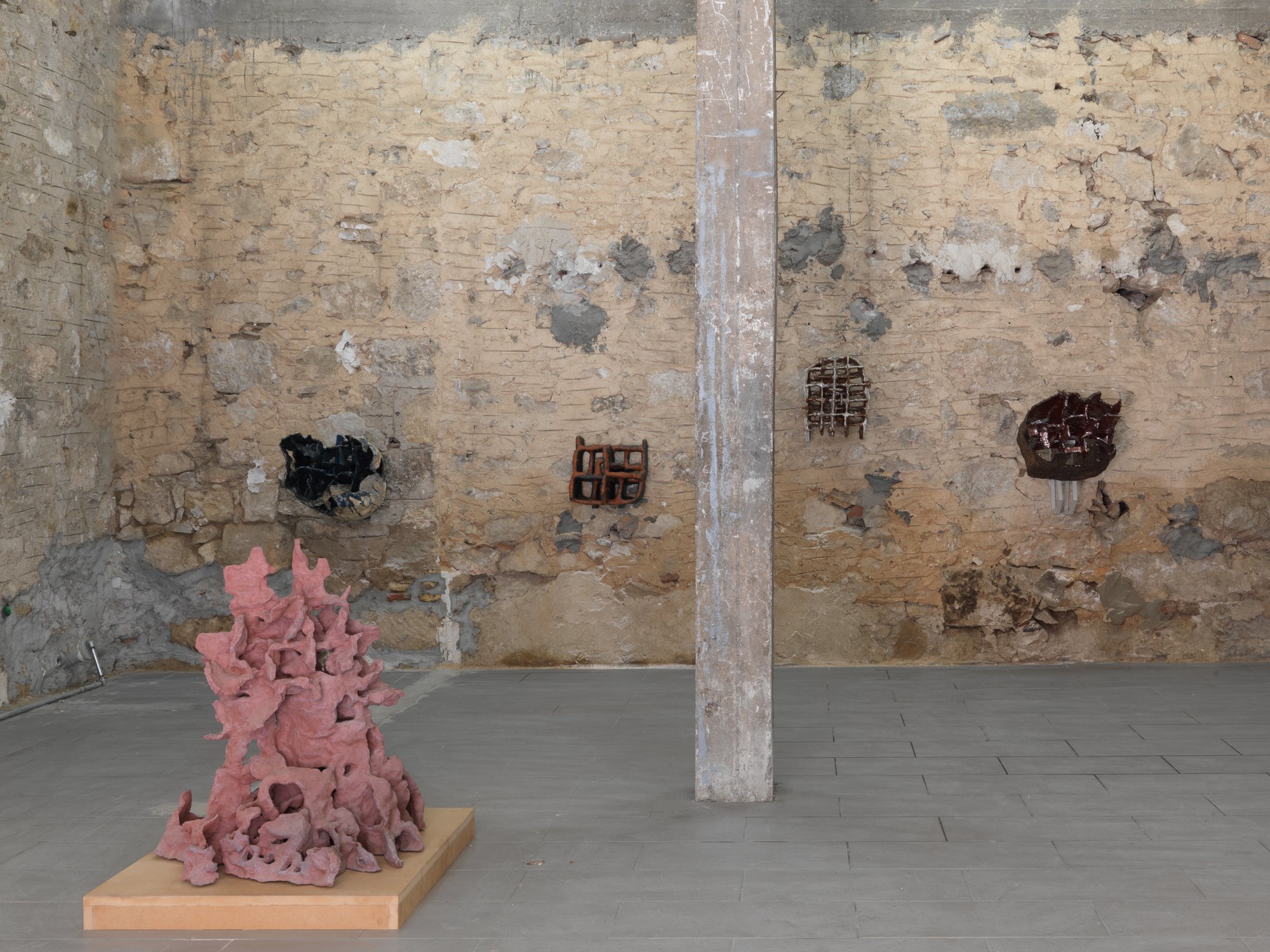 Installation view, Emre Hüner, /////// • ICONOCLASTIC NUCLEAR PLASTIC • \\\\\\\, Rodeo, Piraeus, 2023