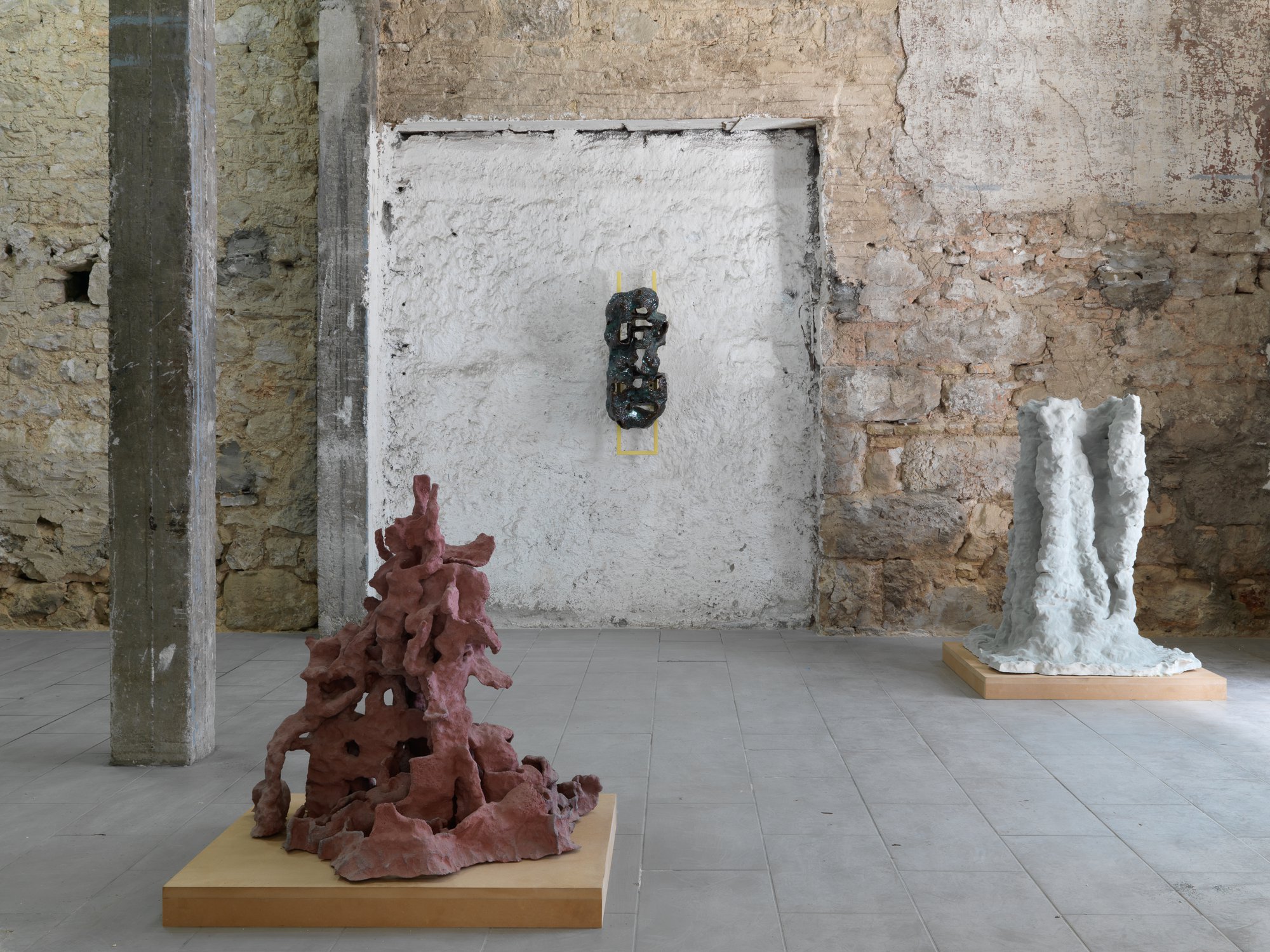 Installation view, Emre Hüner, /////// • ICONOCLASTIC NUCLEAR PLASTIC • \\\\\\\, Rodeo, Piraeus, 2023