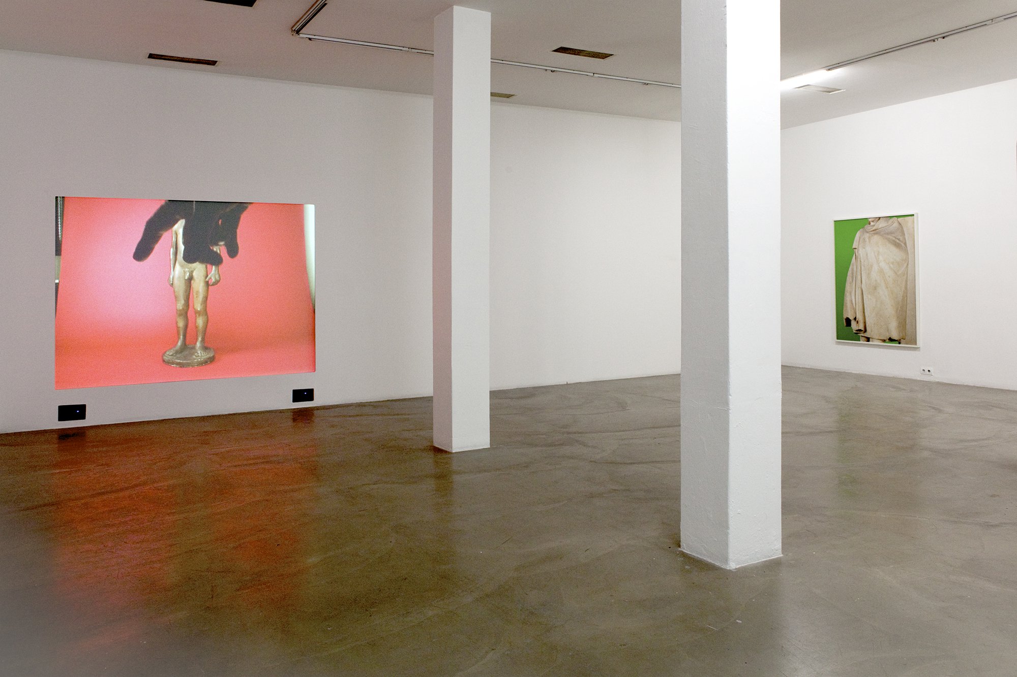 (Left) Shahryar Nashat, Today, HD video, color, sound, 6 min. 2 sec., 2010(Right) Shahryar Nashat, Crop Jock, inkjet print on paper, 160 × 120 cm (63 x 47 1/4 in), 2011