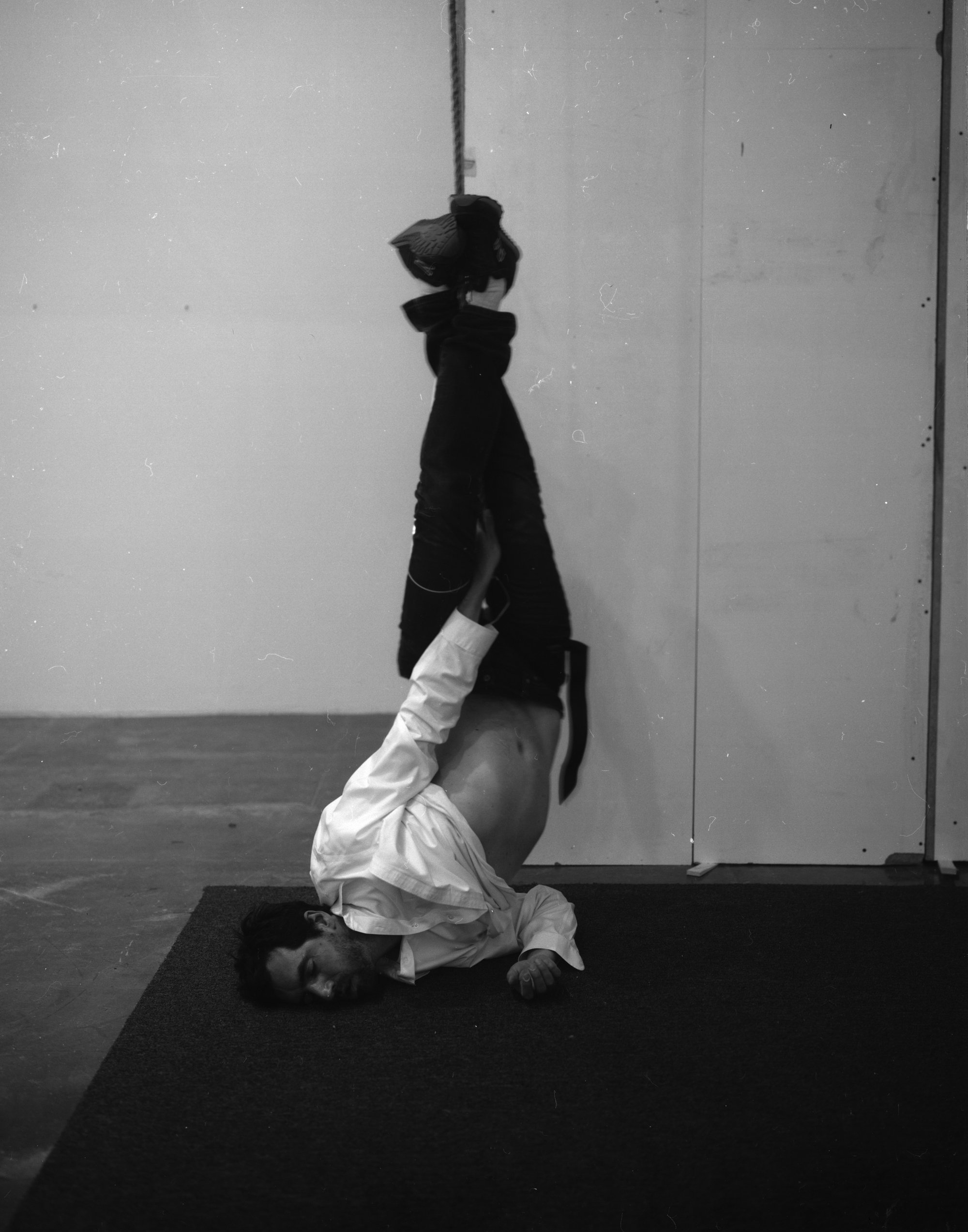 Adam Putnam, Untitled (push), silver gelatin print, 36 x 28 cm (14 1/8 x 11 in), 2014